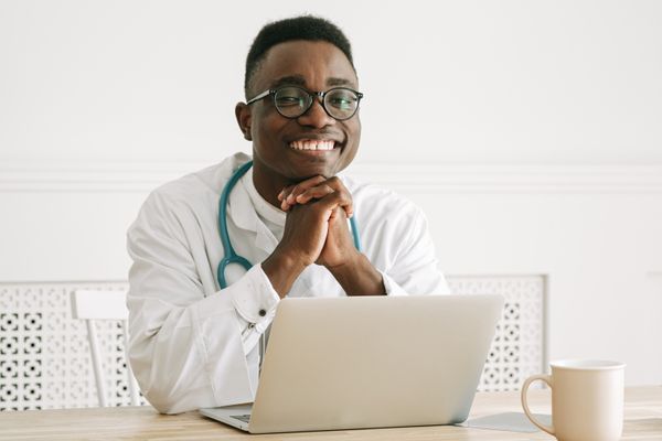 Dr. Robert Wilson